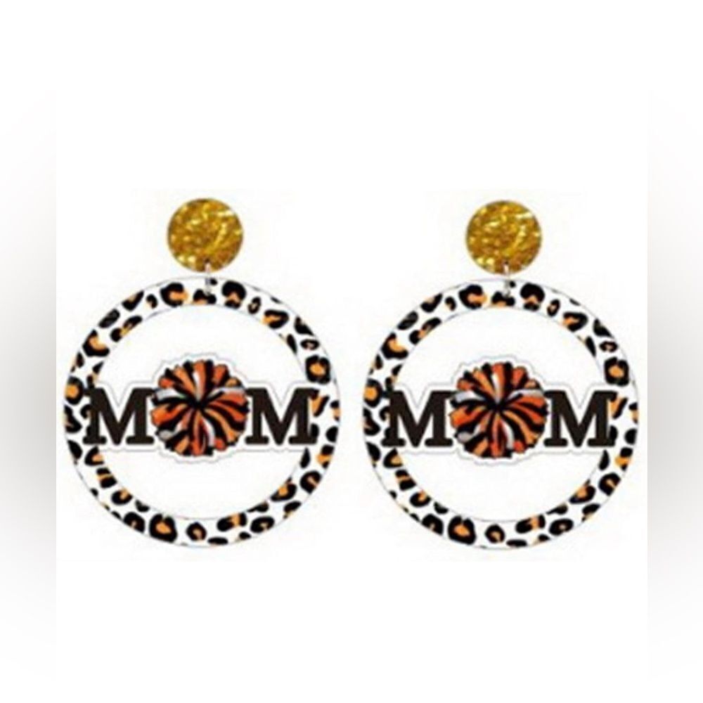 3/ $15 Brand New “Mom” Earrings